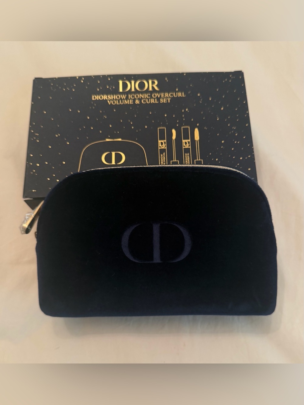 Dior Limited Edition Diorshow Iconic Overcurl Mascara Set: Volume and Curl - Picture 7 of 10